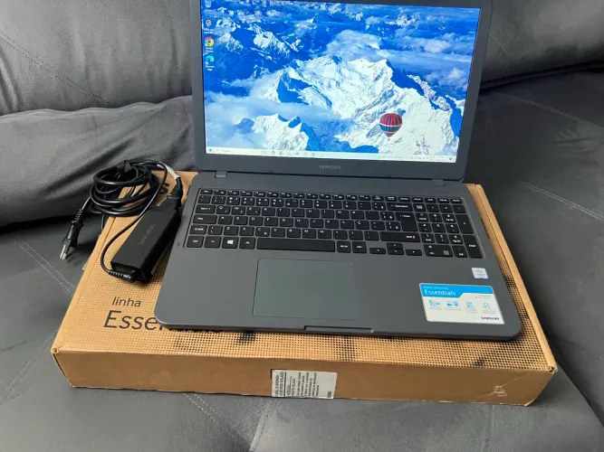 Notebook Samsung- i3 com SSD e 8gb de RAM