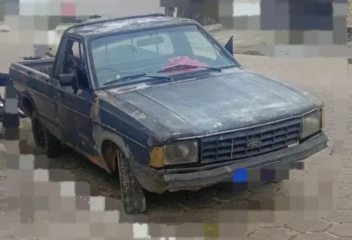 Ford Pampa GL 1.6/ 1.8 (álcool) 1986