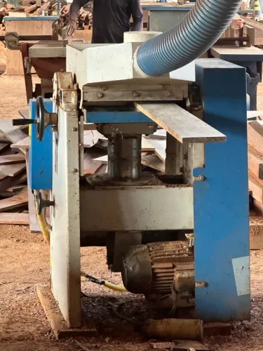 Vende se maquinário para marcenaria