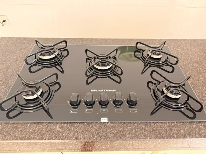 Cooktop Brastemp 5 bocas 1 ano de uso.