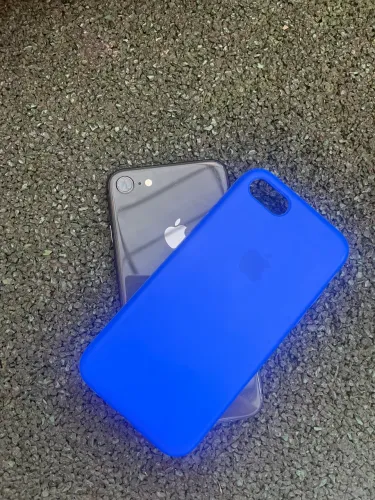 IPHONE 8