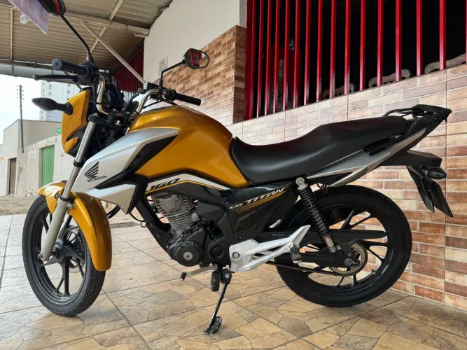Oportunidade . Moto titan 2023 160