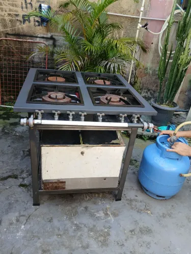 FOGÃO INDUSTRIAL COM FORNO