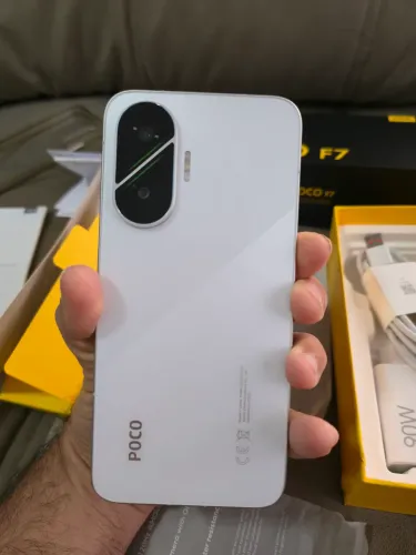 Xiaomi Poco F7 12/512gb