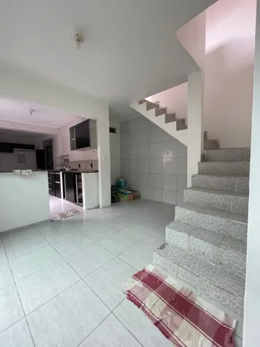 Casa Duplex | 2 quartos | Bairro da Glória