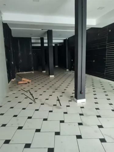 Ponto comercial/Loja/Box para aluguel com 300 metros quadrados em Campo Grande - Cariacica