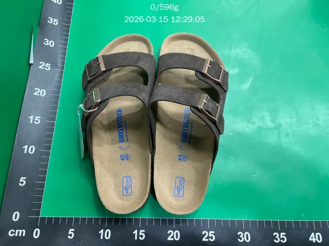 Sandália Birkenstock Arizona Couro Marrom