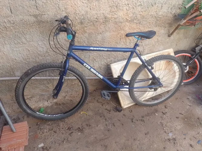 Bike aro 24 pra passeio ou trabalho 