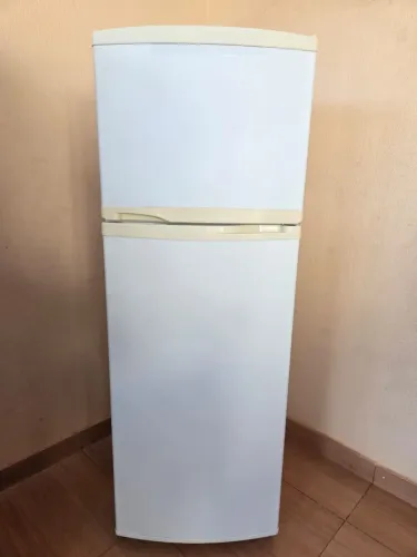 Vendo Geladeira Cônsul FROOSFREE