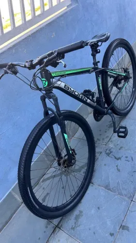 vende-se duas bicicletas