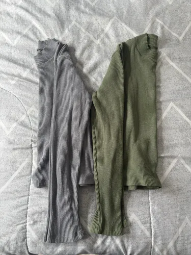 2 Blusas caneladas | Tam M | Verde e Cinza