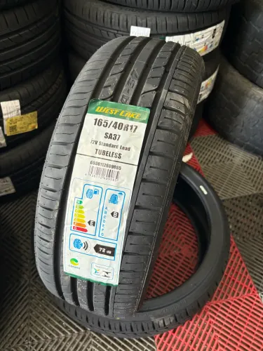 Pneu 165/40R17