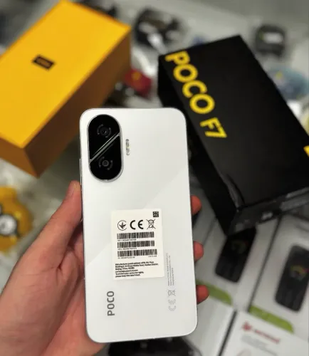 Pocophone F7 ( 5G ) 512GB + 12GB RAM Global (R$3099,00 ) Branco