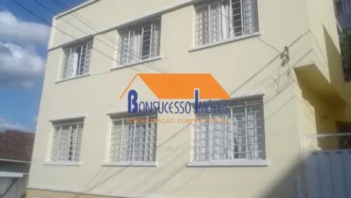 Casa de 7 quartos no bairro Floresta