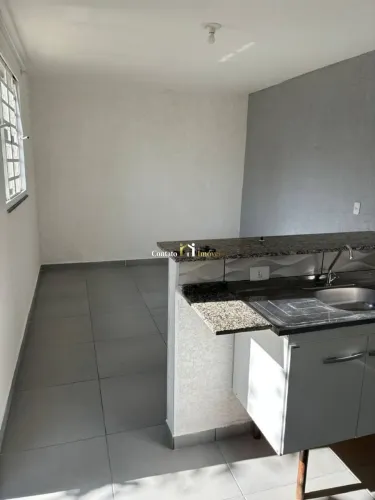 Casa com 1 dormitório para alugar, 50 m² por R$ 2.000,00/mês - Alvinópolis - Atibaia/SP