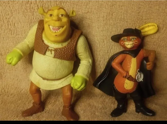 Coleção Sherek e gato de botas 