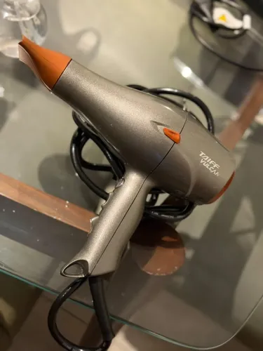 Secador Taiff Vulcan 2500W Profissional Grafite + Bico