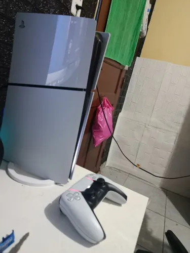 Ps5 slim mídia digital 1t de memória 