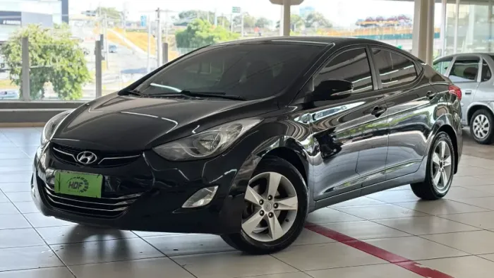 Hyundai Elantra GLS 2.0 16V Flex Aut. 2014