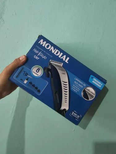 Maquina de cortar cabelo nova