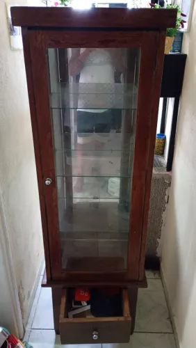Move vitrine