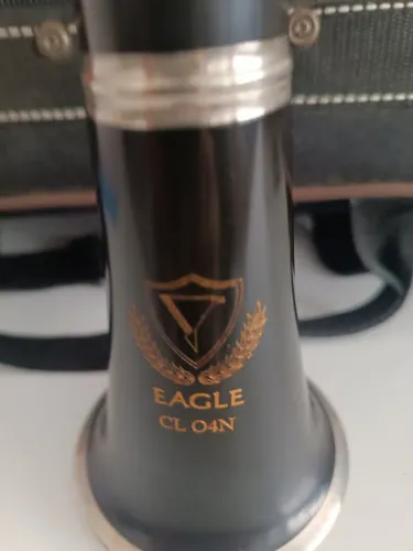Clarinete Eagle CL04N