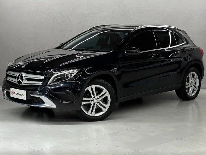 Mercedes-Benz GLA 200 Adv. 1.6/1.6 TB 16V Flex Aut. 2016