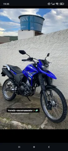 Lander a venda ou troca por 150