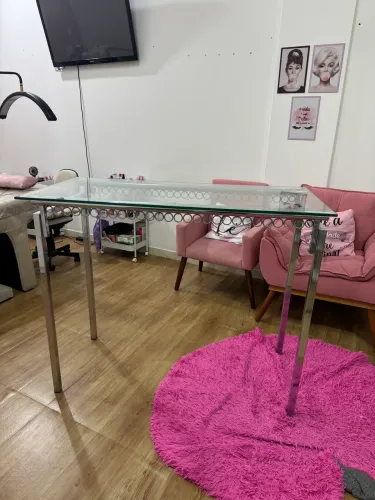 Mesa de vidro para loja