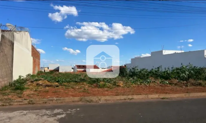 Terreno à venda no bairro Park Bela Vista