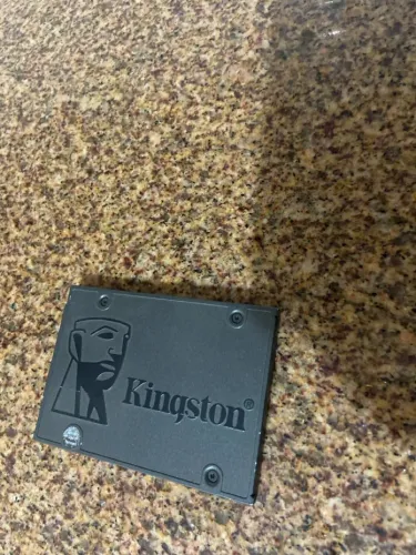 SSD 240GB - KINGSTON (100% saúde)