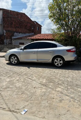 Renault Fluence Sed. Dynamique 2.0 16V Flex Aut. 2012