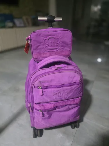 Mochila Rodinhas sestini com estojo