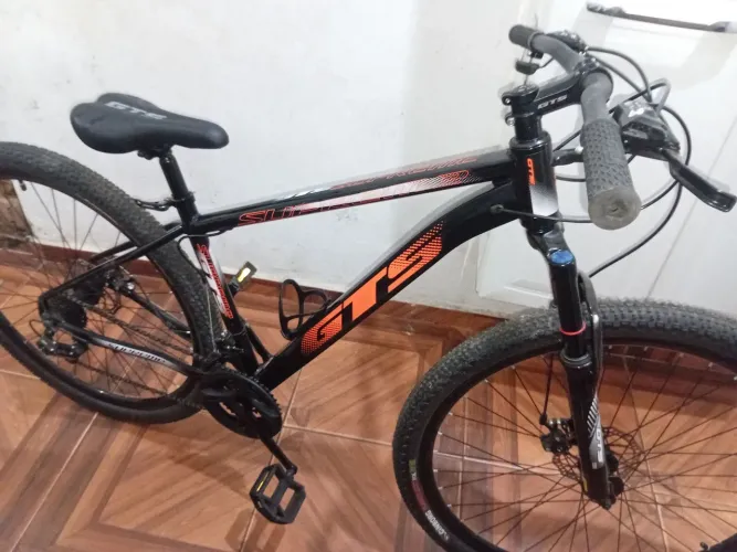 Bike GTS Supreme Aro 29 Nova - Troco por iPhone