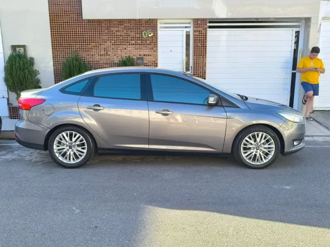 Ford Focus Fastback Se/se Plus 2.0 Flex Aut. 2017