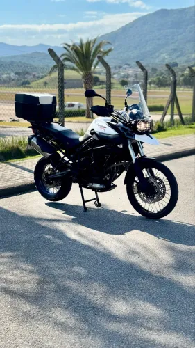 ? TRIUMPH TIGER 800XC 2014 - AVENTURA, CONFORTO E DESEMPENHO!