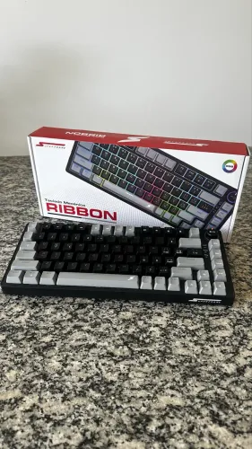 Teclado mecânico gamer superframe ribbon 75%