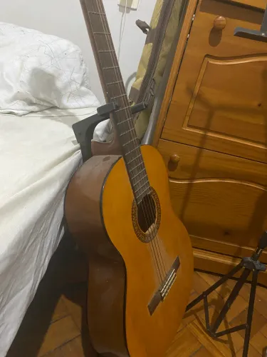 Violão Yamaha C45 (empenado) 