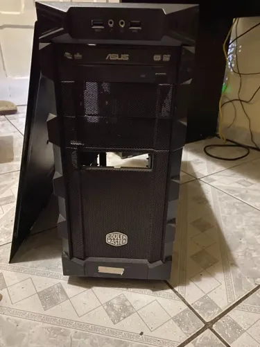 Gabinete Cooler Master Seco + 1 Cooler + Leitor DVD (Detalhe)