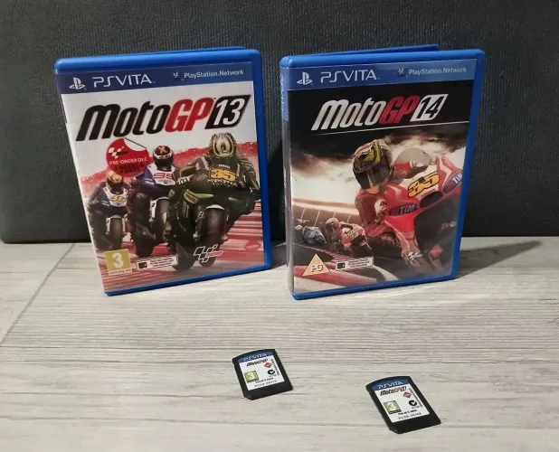 Psvita - MotoGP 13 + MotoGP 14 Raro Capa Impressa Jogo Psvita