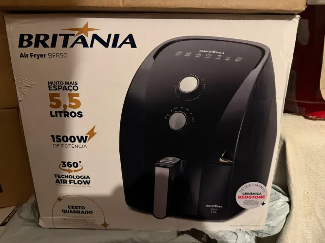Air Fryer Britânia airflow Redstone 5.5 litros 1500w cesto quadrado Nova