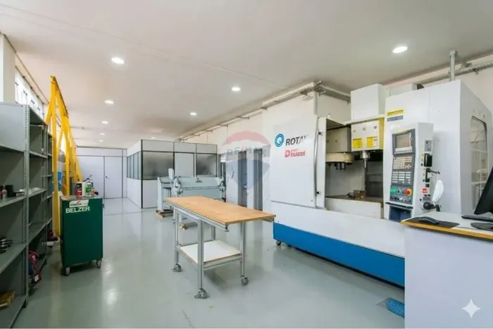 PRÉDIO COMERCIAL A VENDA