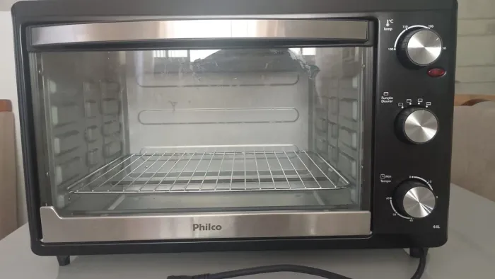 Forno com 44 litros