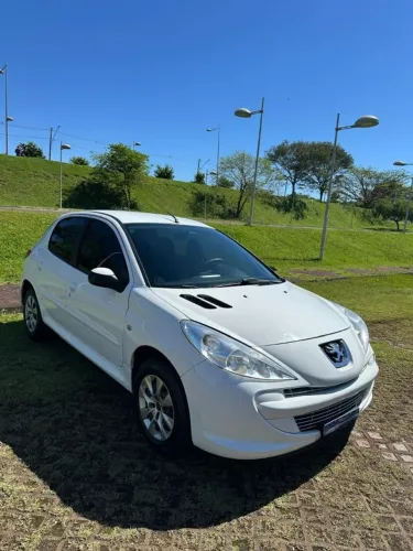 Peugeot 207 XR 1.4 Flex 8V 5P 2012