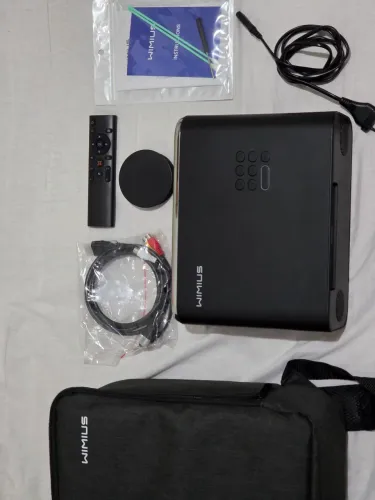 Projetor Wimius P62 - 600 ANSI FullHD