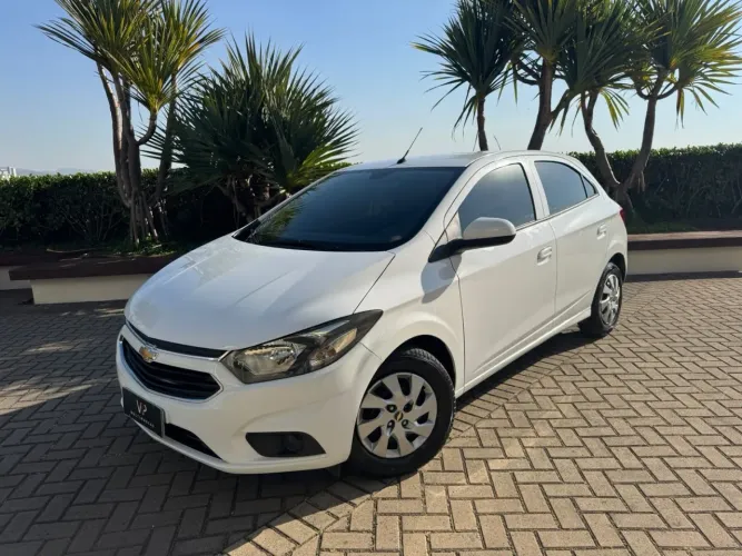 Chevrolet Onix Hatch LT 1.0 8V Flex Mec. 4P 2019