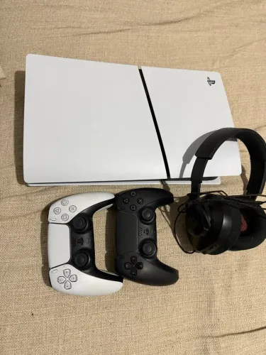 Vendo ps5 +2 controles+Head