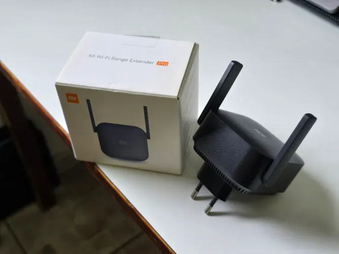 Repetidor De Sinal Wi-Fi Xiaomi Mi Range Extender Pro 300Mbps Na Caixa