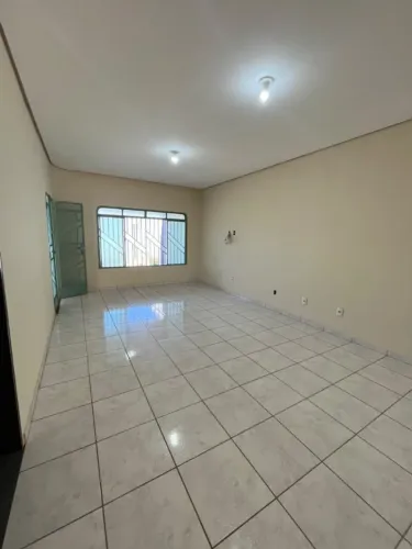 Alugo Casa 3 quartos| Jardim Panorama| Próximo Unimontes