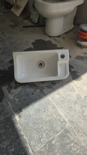 Pia DECA para lavatório (40 x 25 aprox)